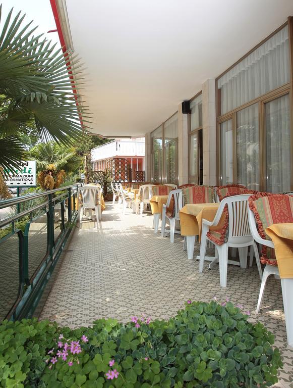 Hotel Midi Lido di Jesolo Exterior foto